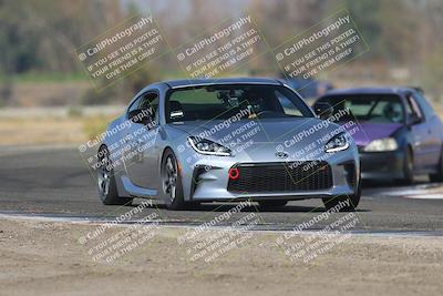 media/Sep-20-2025-Extreme Speed (Sat) [[1fcc23683c]]/Blue (Low Intermediate)/Session 1 (Sunset)/